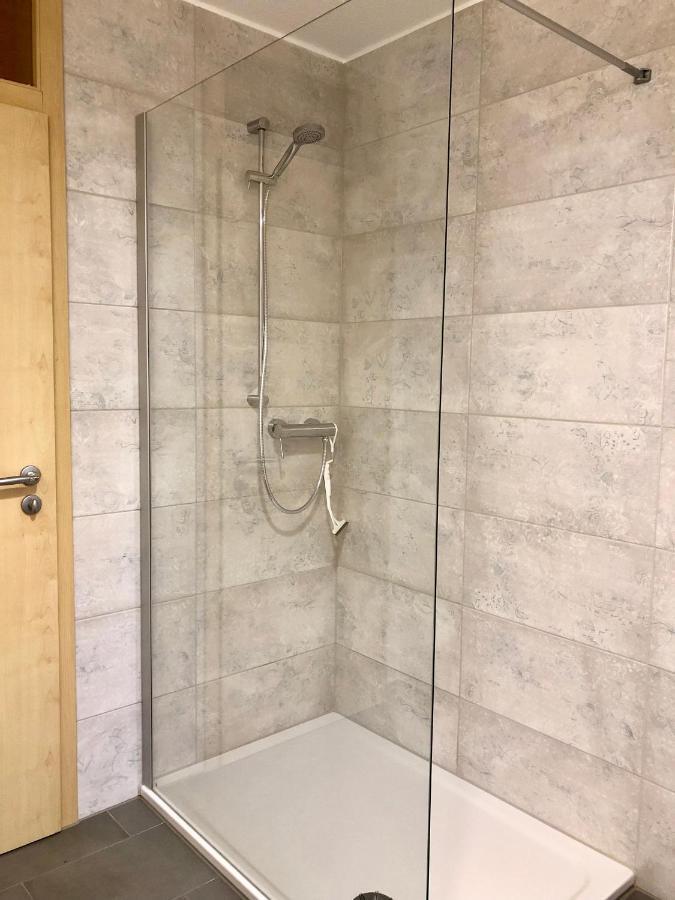 Ferienhaus - Am Kuetertor - Alle Apartments Mit Terrasse Oder Balkon - Preis Inclusive 5 Prozent Bettensteuer Stralsund Zewnętrze zdjęcie